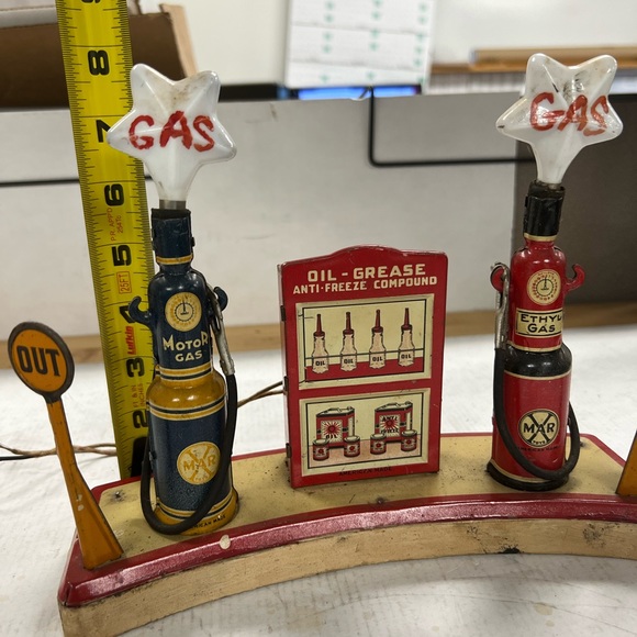 Marx toy. Metal gas station. - Picture 2 of 2